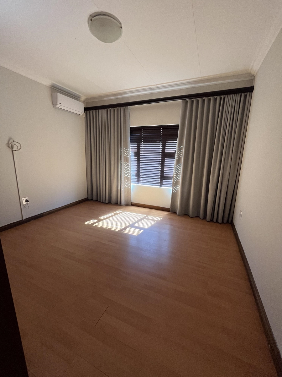 3 Bedroom Property for Sale in Baillie Park North West